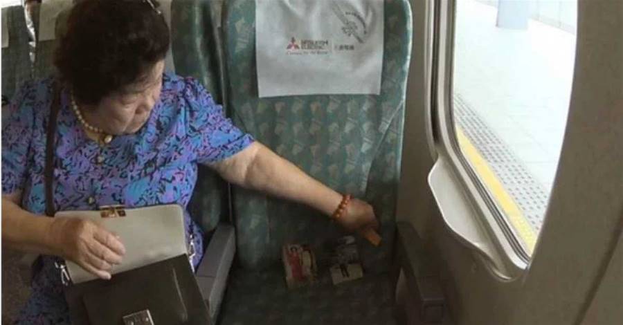 80歲阿嬤「搭高鐵買兩個座位」車開了遲遲沒人來，上前關心「鼻子瞬間一陣酸」：你從沒離開過
